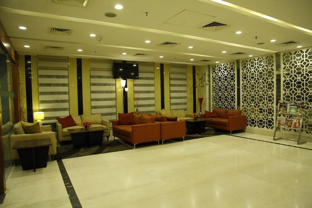 Hotel Siesta Hitech Hyderabad Exterior foto
