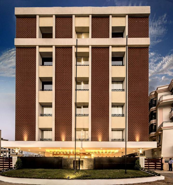 Hotel Siesta Hitech Hyderabad Exterior foto