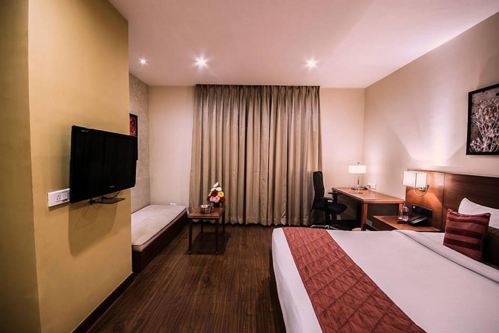 Hotel Siesta Hitech Hyderabad Zimmer foto